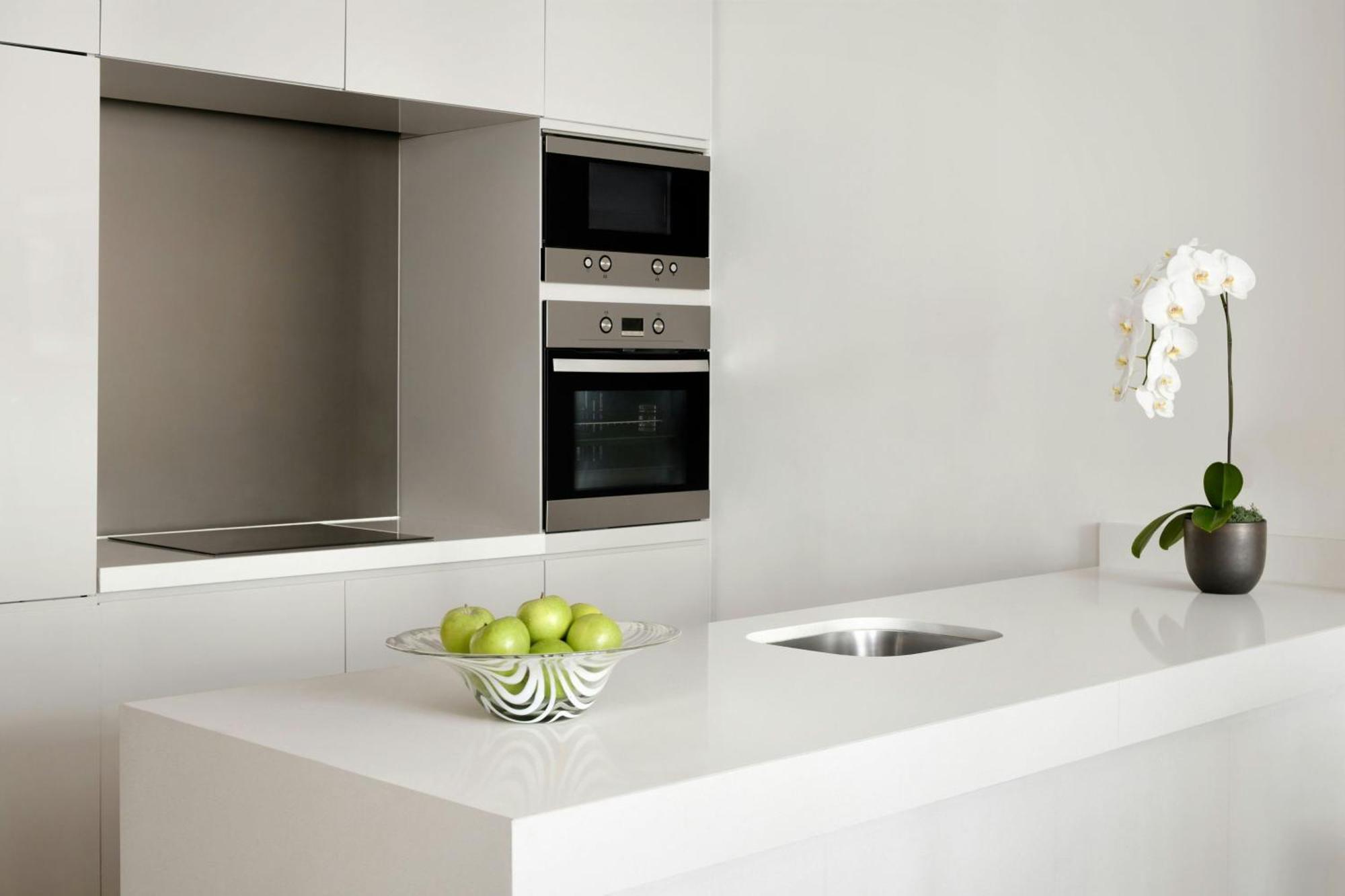 La Ville Hotel & Suites City Walk Dubai, Autograph Collection Экстерьер фото A modern kitchen