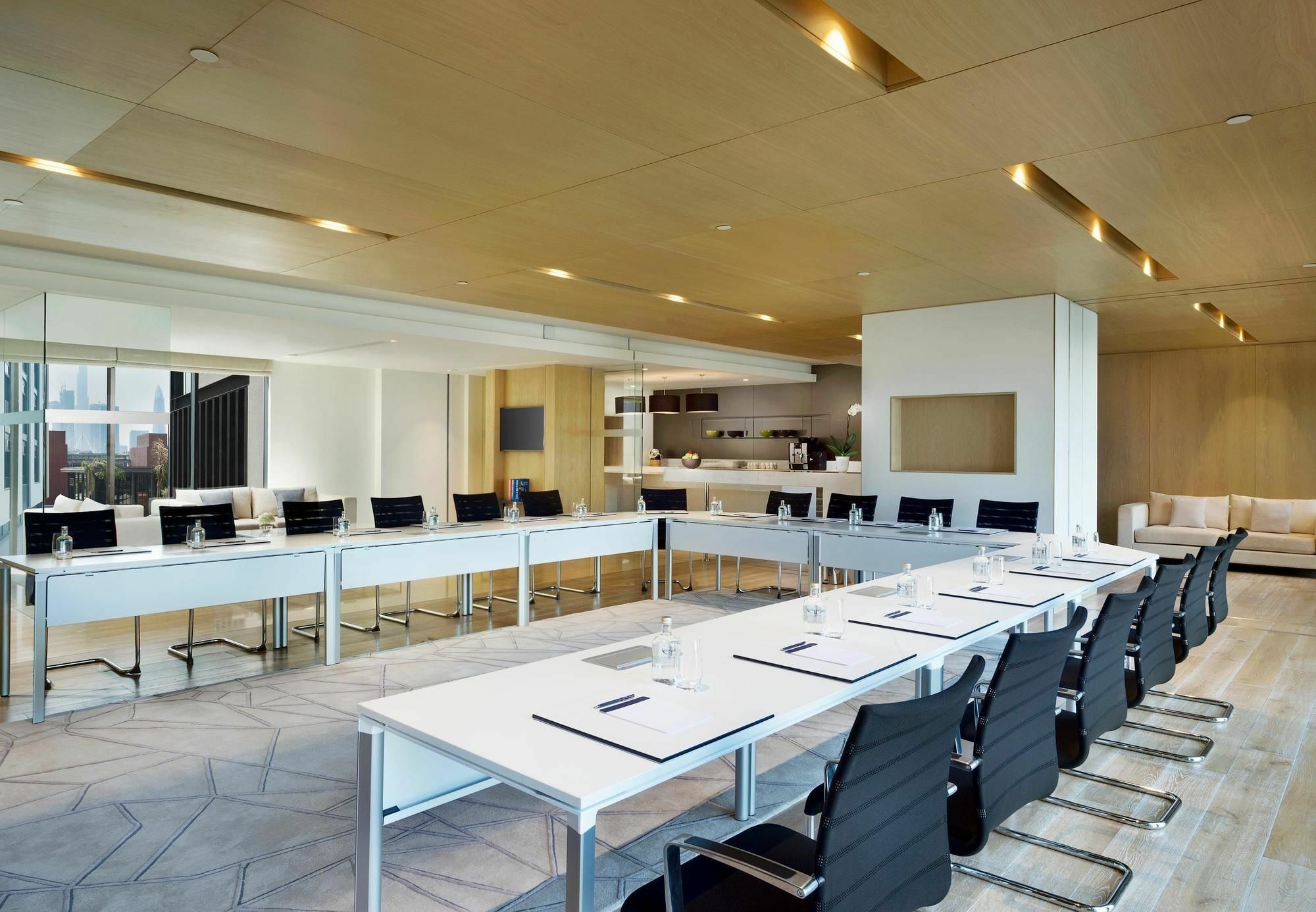 La Ville Hotel & Suites City Walk Dubai, Autograph Collection Экстерьер фото Meeting room